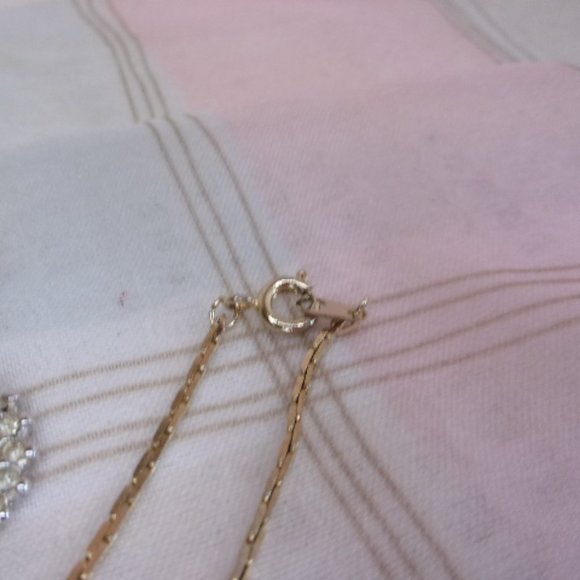 Gold Faux Coin Pendant Necklace 18" L - Picture 6 of 8